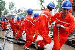 戰(zhàn)高溫、斗酷暑”服務(wù)政府重點民生工程建設(shè)