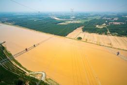 高空驗(yàn)收——1000千伏榆橫—濰坊特高壓輸電線路