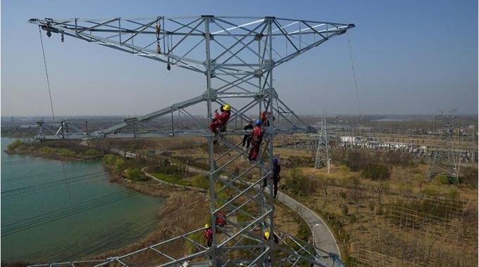 加快220千伏子仙變輸電線(xiàn)路建設(shè)