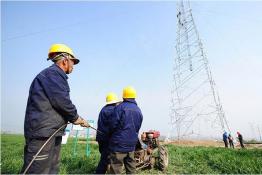 伯陽(yáng)—潁州500千伏線路工程全面組塔