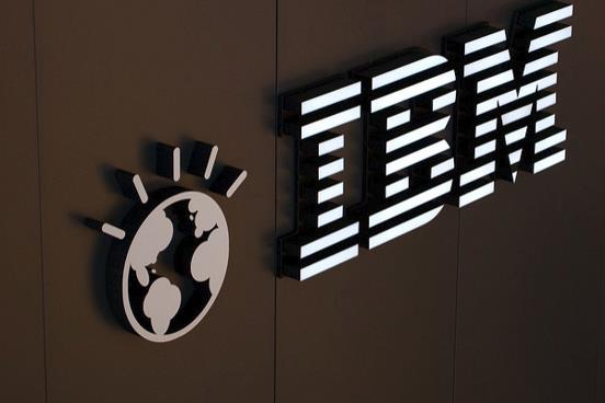 在云計算與大型機銷售的帶動下，IBM實現六年來的首次營收增長
