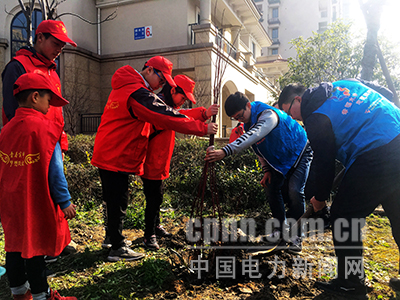 浙能濱海熱電：植樹進社區(qū)