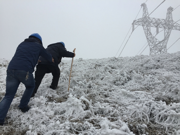  云南電網(wǎng)積極應(yīng)對(duì)雨雪天氣確保電網(wǎng)安全