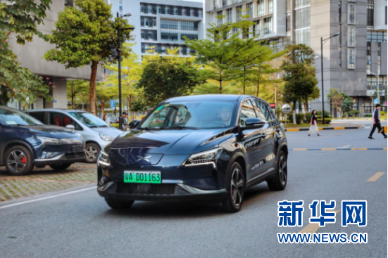 小鵬汽車第一張新能源汽車專用號(hào)牌誕生