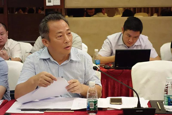 “督察利刃”喻旗：奮戰(zhàn)一線32年，自創(chuàng)斷案法、授課新生代