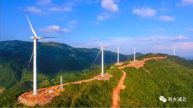 好一個(gè)龐然大物！欽州這個(gè)風(fēng)電站建成這樣啦！
