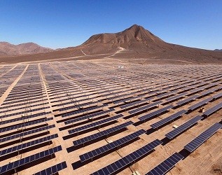 青海海西州國(guó)家第三批光伏發(fā)電應(yīng)用領(lǐng)跑示范基地開工
