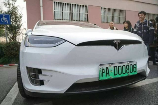 全國(guó)已全面啟用新能源汽車專用號(hào)牌