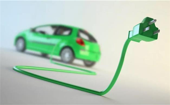 電動(dòng)車(chē)市半年考：“占號(hào)車(chē)”成為棄子，插混風(fēng)頭正勁