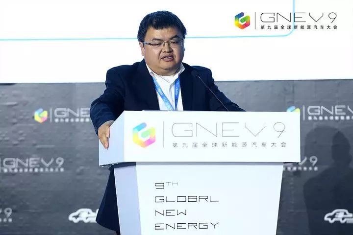 凜冬將至！自主品牌、傳統(tǒng)車(chē)企、新興勢(shì)力如何過(guò)冬？